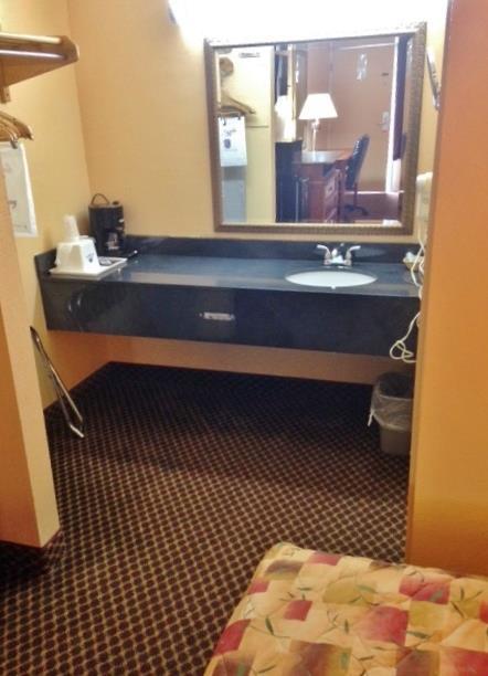 Americas Best Value Inn Forest Стая снимка